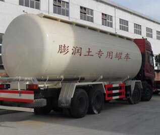 膨潤(rùn)土專用罐車